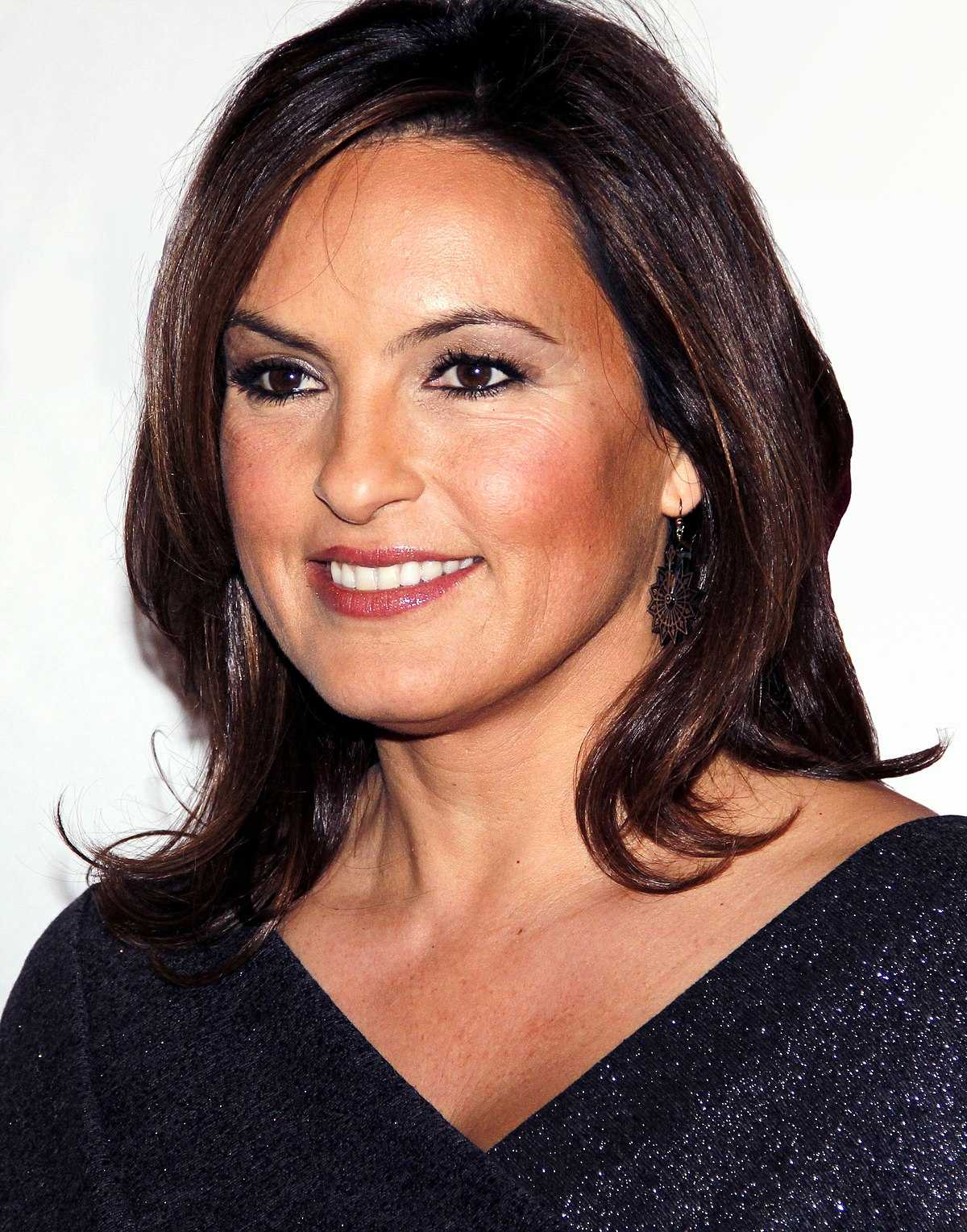 70+ Hot Pictures Of Mariska Hargitay Are Too Damn Hot For Even Her Fans 7