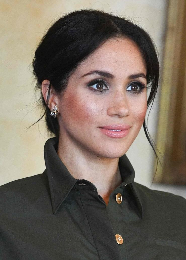 70+ Hot Pictures Of Meghan Markle Which Are Just Too Hot To Handle 669