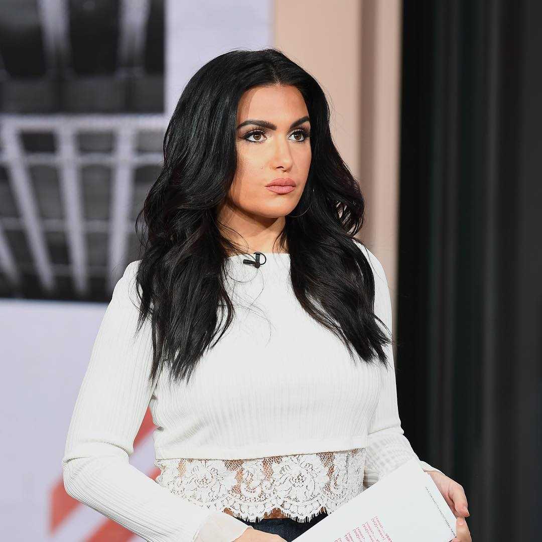 70+ Hot Pictures Of Molly Qerim Are So Damn Sexy That We Don’t Deserve Her 395