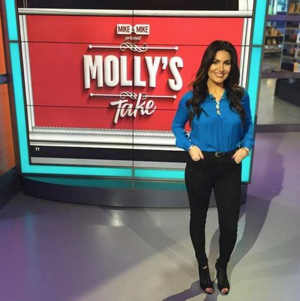 70+ Hot Pictures Of Molly Qerim Are So Damn Sexy That We Don’t Deserve Her 11
