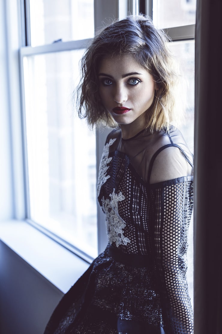 61 Sexy Natalia Dyer Boobs Pictures Which Demonstrate She Is The Hottest Lady On Earth 372
