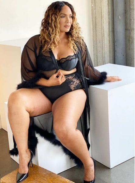 70+ Hot Pictures Of Nia Jax Are Here To Take Your Breath Away 23