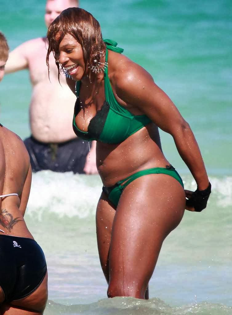 serena william green bikini