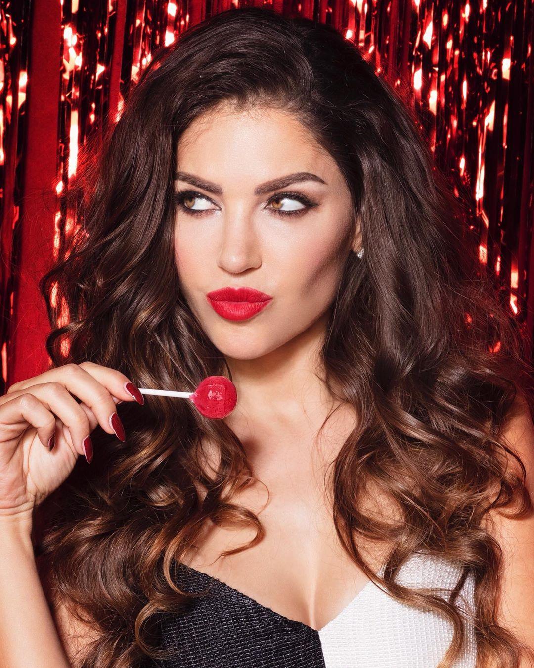 61 Sexy Yolanthe Cabau van Kasbergen Boobs Pictures Which Will Leave You Amazed And Bewildered 22