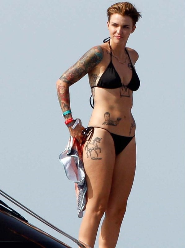 60 Sexy and Hot Ruby Rose Pictures – Bikini, Ass, Boobs 171
