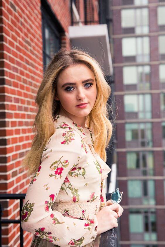47 Sexy and Hot Kathryn Newton Pictures – Bikini, Ass, Boobs 403