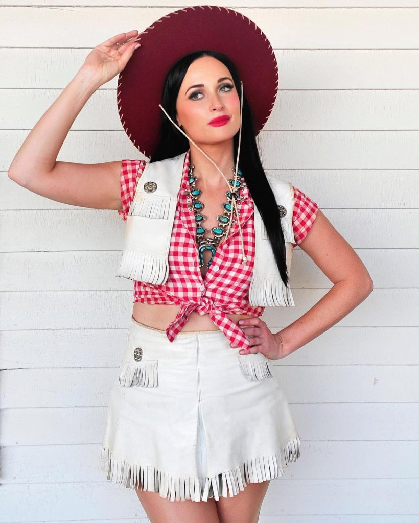 50 Sexy and Hot Kacey Musgraves Pictures – Bikini, Ass, Boobs 554