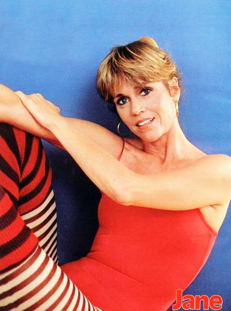 50 Sexy and Hot Jane Fonda Pictures – Bikini, Ass, Boobs 21