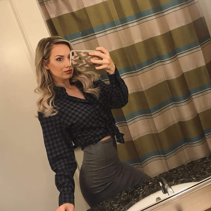 55 Sexy and Hot Paige Spiranac Pictures – Bikini, Ass, Boobs 22
