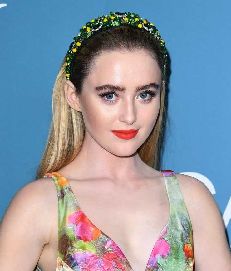 47 Sexy and Hot Kathryn Newton Pictures – Bikini, Ass, Boobs 412