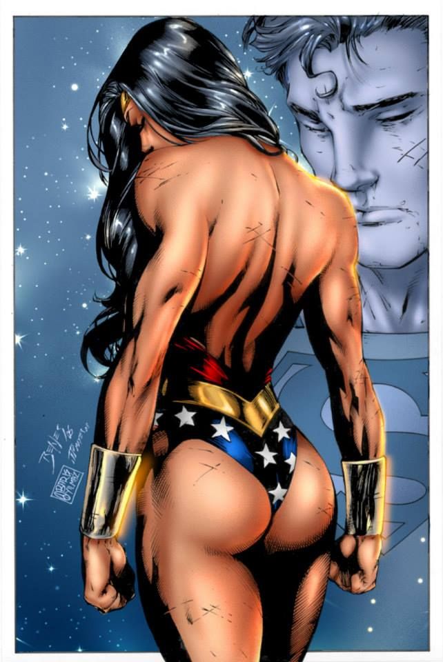 Wonder Woman Hot Back.