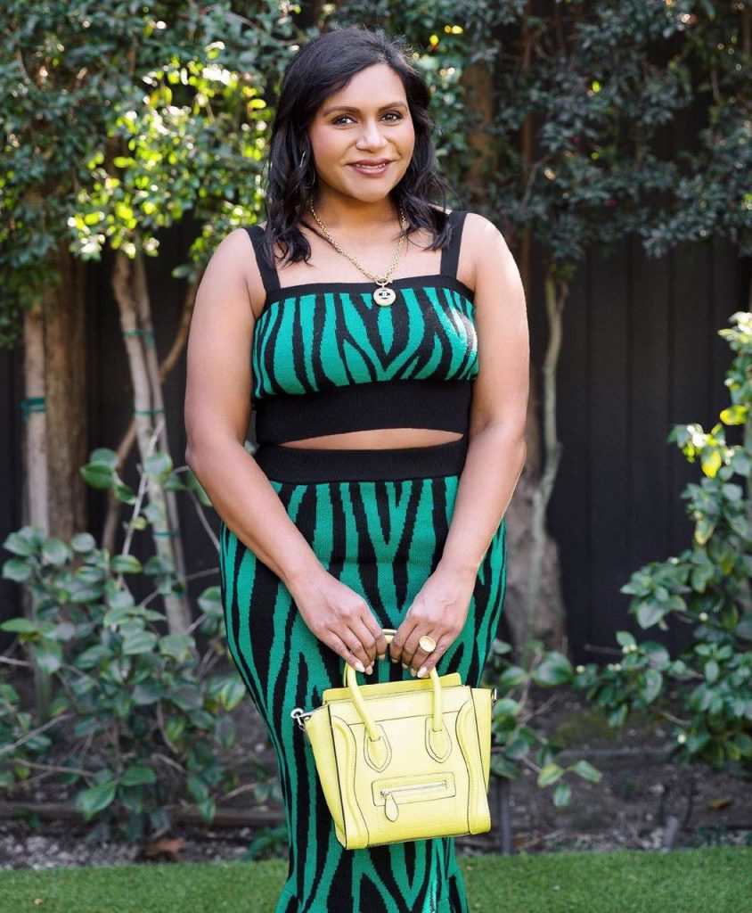 49 Sexy and Hot Mindy Kaling Pictures - Bikini, Ass, Boobs.
