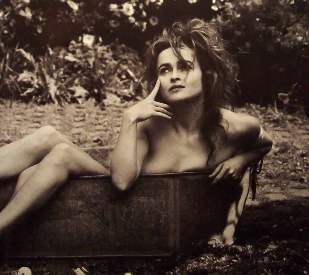 57 Sexy and Hot Helena Bonham Carter Pictures – Bikini, Ass, Boobs 258
