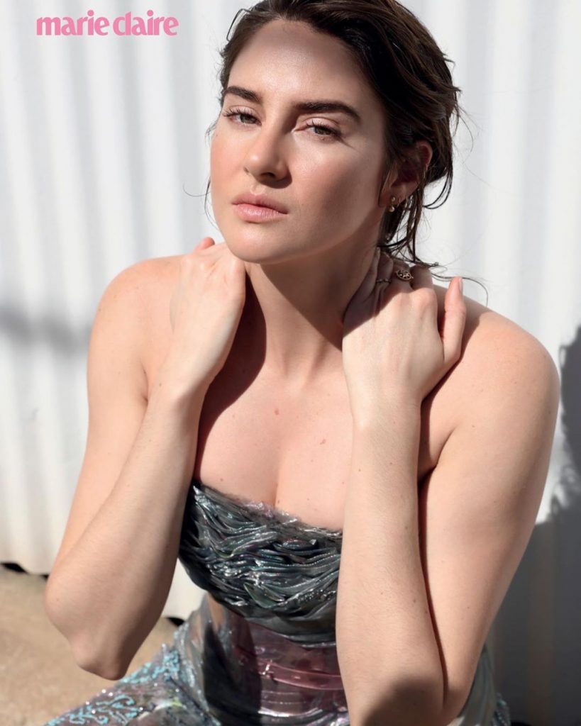 57 Sexy and Hot Shailene Woodley Pictures – Bikini, Ass, Boobs 34