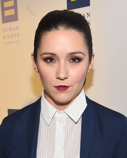 40 Sexy and Hot Shannon Woodward Pictures – Bikini, Ass, Boobs 35