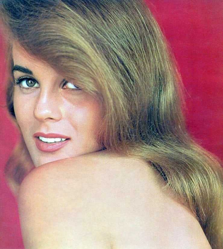 50 Sexy and Hot Ann-Margret Pictures – Bikini, Ass, Boobs 34