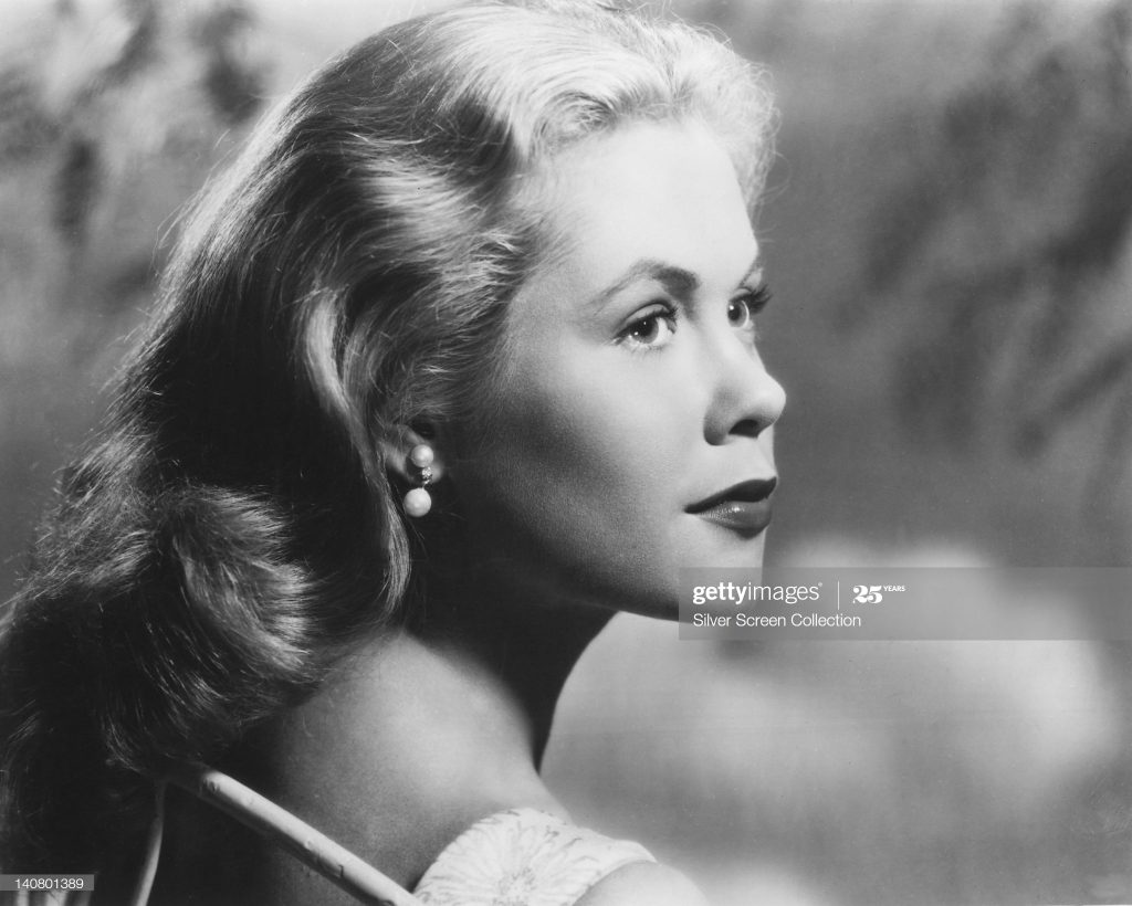 45 Sexy and Hot Elizabeth Montgomery Pictures – Bikini, Ass, Boobs 286