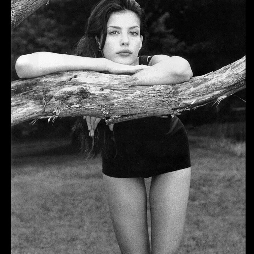 46 Sexy and Hot Liv Tyler Pictures – Bikini, Ass, Boobs 40