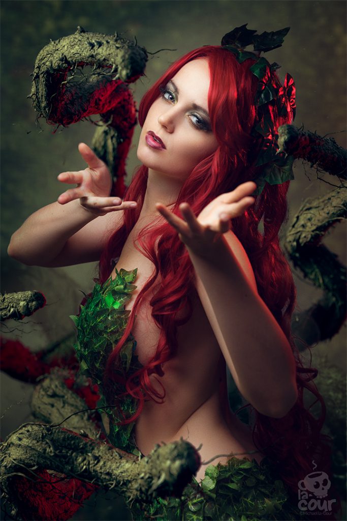 43 Sexy and Hot Poison Ivy Pictures – Bikini, Ass, Boobs 44