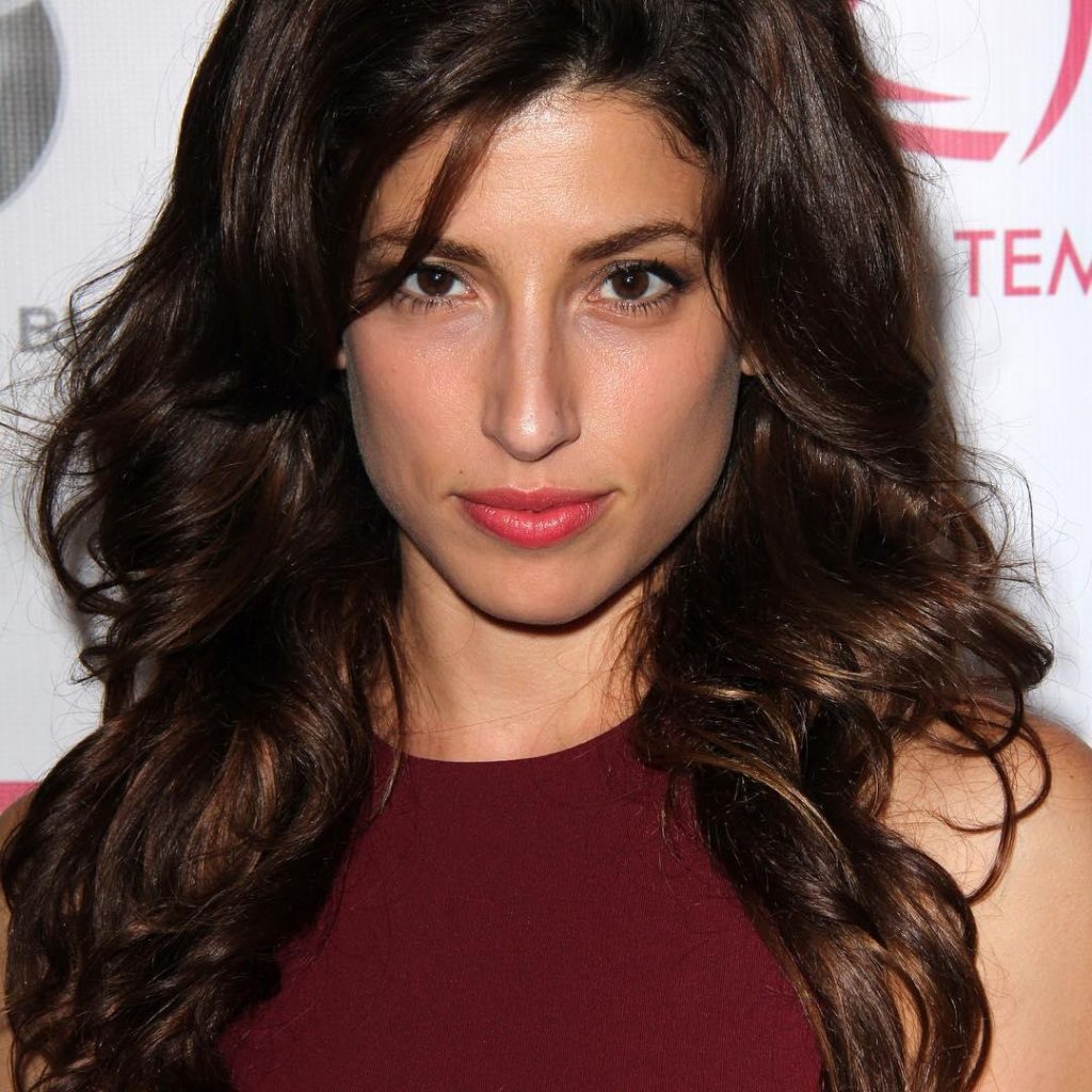 51 Sexy and Hot Tania Raymonde Pictures – Bikini, Ass, Boobs 48