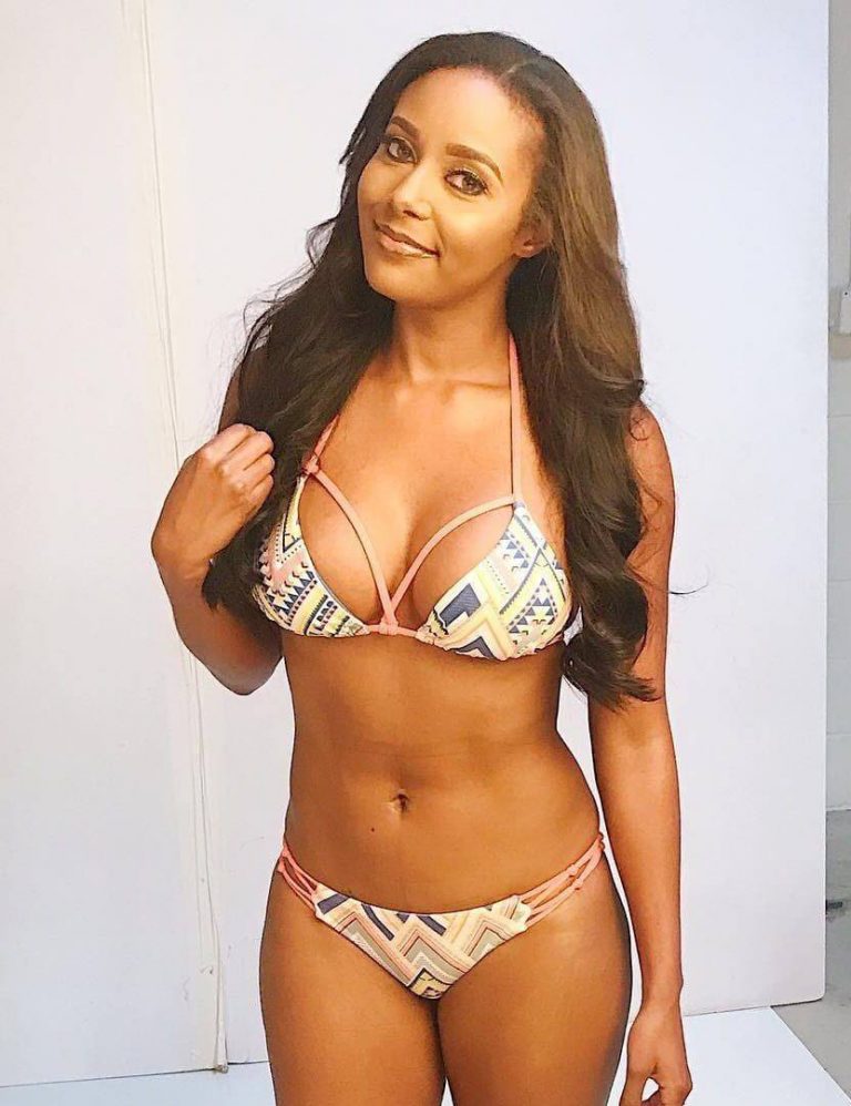 50 Sexy and Hot Brandi Rhodes Pictures – Bikini, Ass, Boobs 7