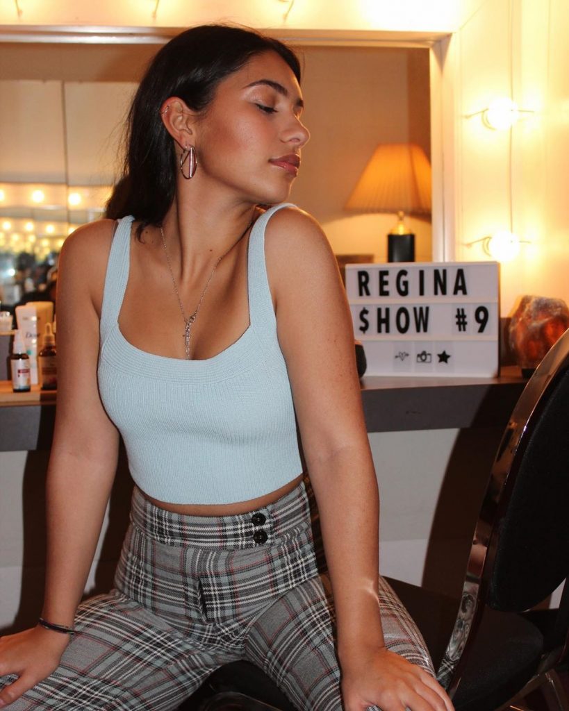 47 Sexy and Hot Alessia Cara Pictures – Bikini, Ass, Boobs 4