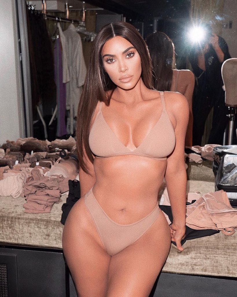 60 Sexy and Hot Kim Kardashian Nude Pictures – Bikini, Ass, Boobs 26