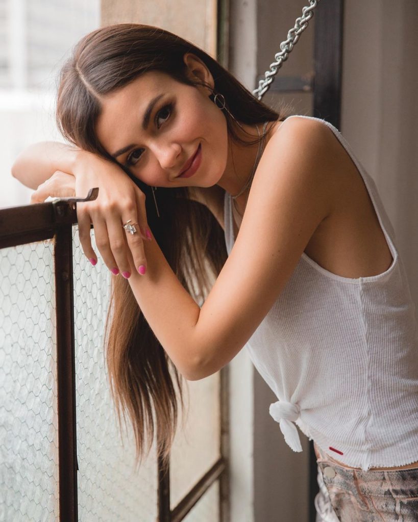 60 Sexy and Hot Victoria Justice Pictures – Bikini, Ass, Boobs 34