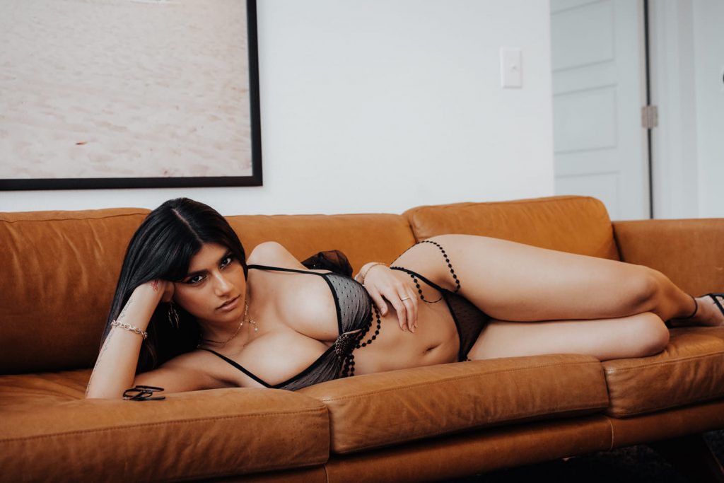 60 Sexy and Hot Mia Khalifa Pictures – Bikini, Ass, Boobs 70