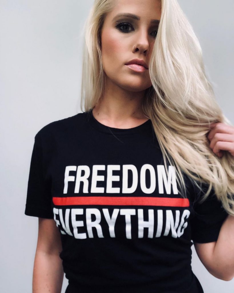 50 Sexy and Hot Tomi Lahren Pictures – Bikini, Ass, Boobs 13