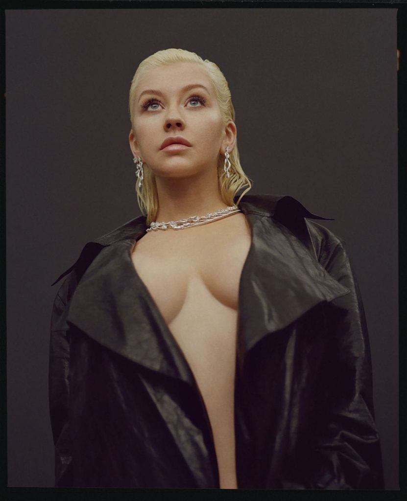 50 Sexy and Hot Christina Aguilera Pictures – Bikini, Ass, Boobs 15