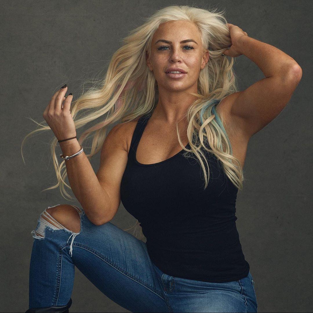 70+ Hot Pictures Of Dana Brooke Show Off This WWE Diva’s Sexy Body 486