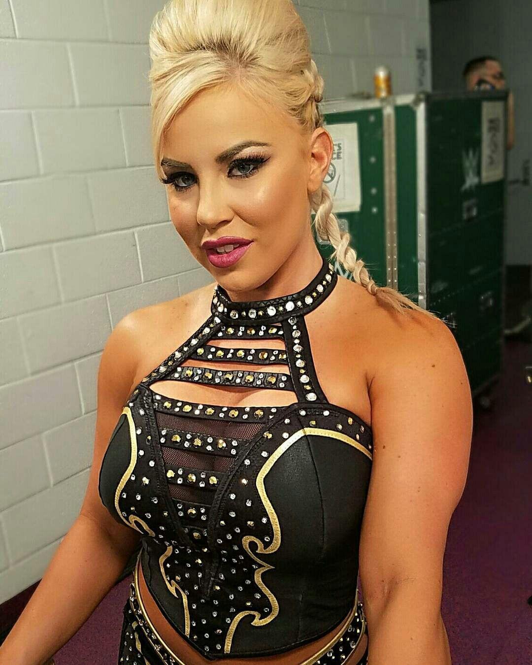 70+ Hot Pictures Of Dana Brooke Show Off This WWE Diva’s Sexy Body 476