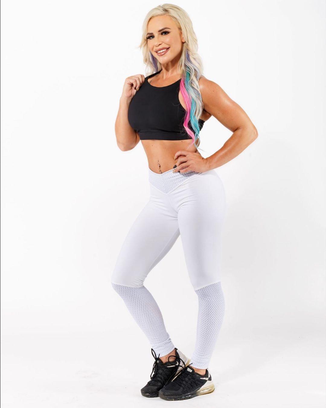 70+ Hot Pictures Of Dana Brooke Show Off This WWE Diva’s Sexy Body 11
