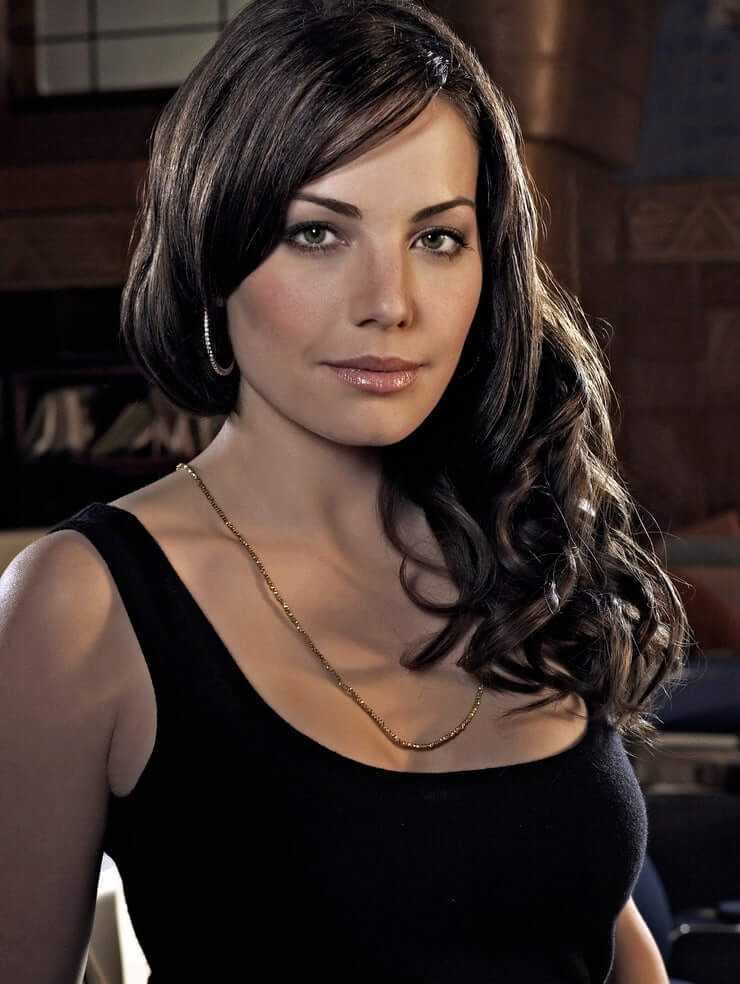 43 Sexy and Hot Erica Durance Pictures – Bikini, Ass, Boobs 30