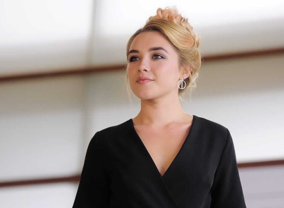 50 Sexy and Hot Florence Pugh Pictures – Bikini, Ass, Boobs 4