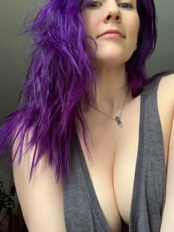 38 Hot Girls With Dyed Hair 9