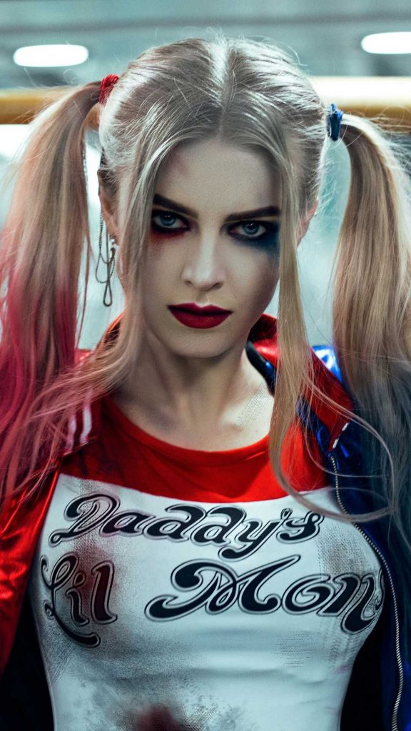 41 Sexy and Hot Harley Quinn Pictures – Bikini, Ass, Boobs 18