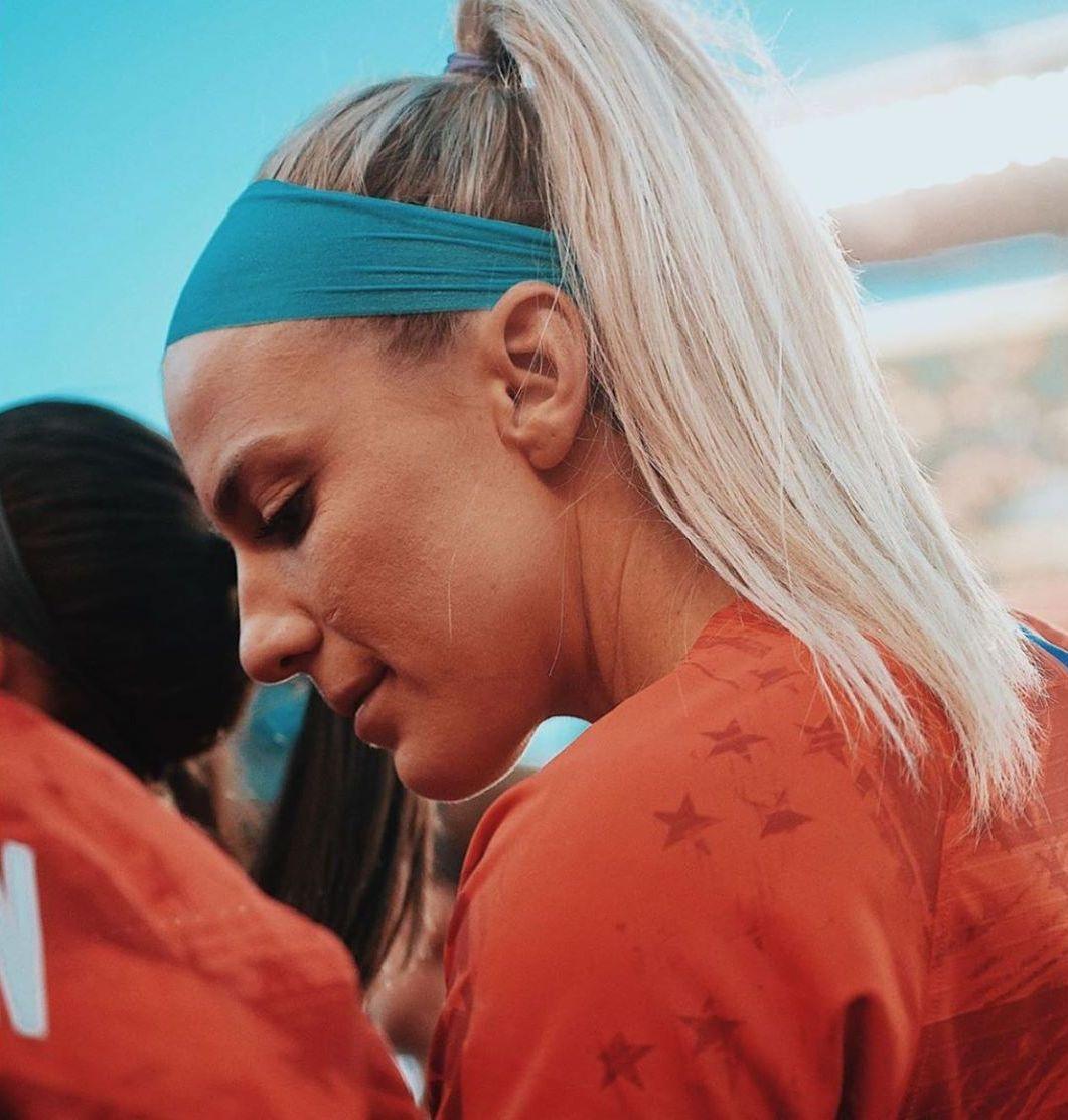 70+ Hot Pictures Of Julie Ertz Will Drive You Nuts For Her 20