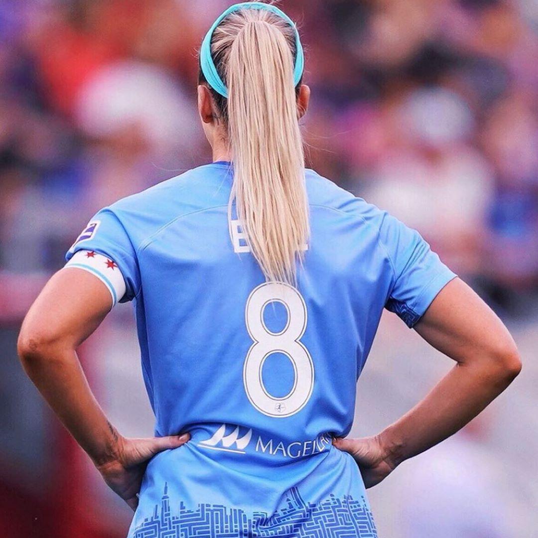 70+ Hot Pictures Of Julie Ertz Will Drive You Nuts For Her 7