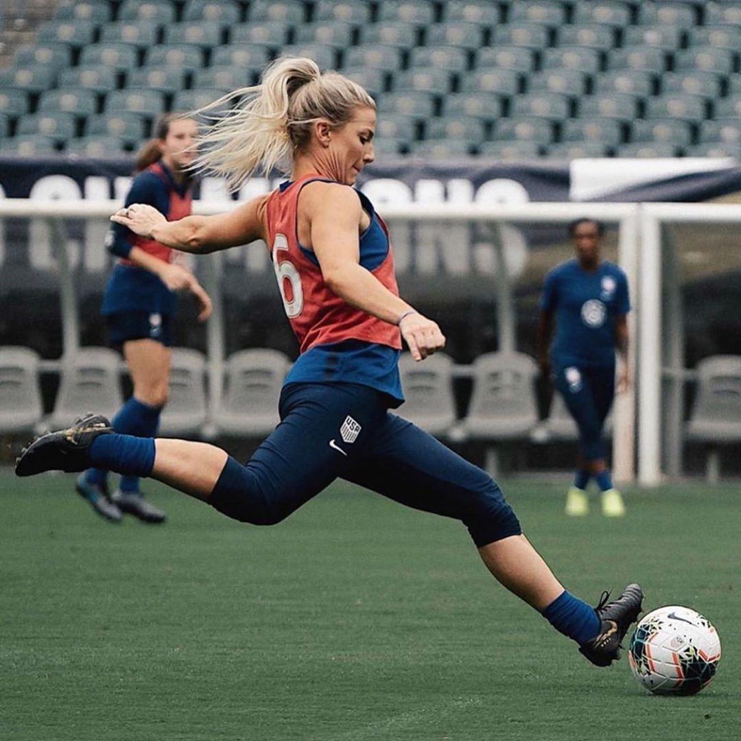 70+ Hot Pictures Of Julie Ertz Will Drive You Nuts For Her 8