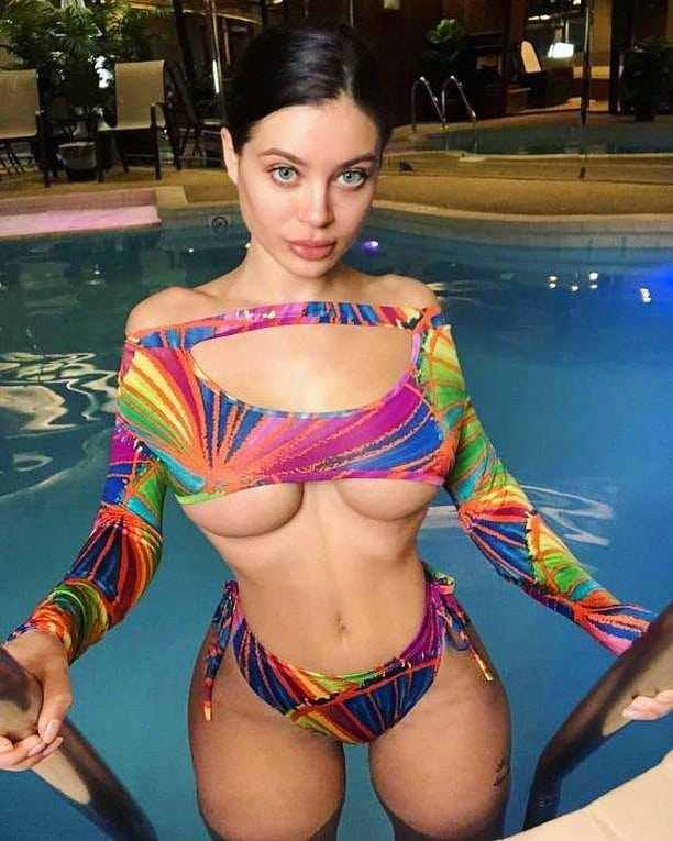 Lana Rhoades sexy pictures
