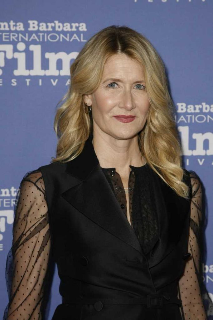 46 Sexy and Hot Laura Dern Pictures – Bikini, Ass, Boobs 20