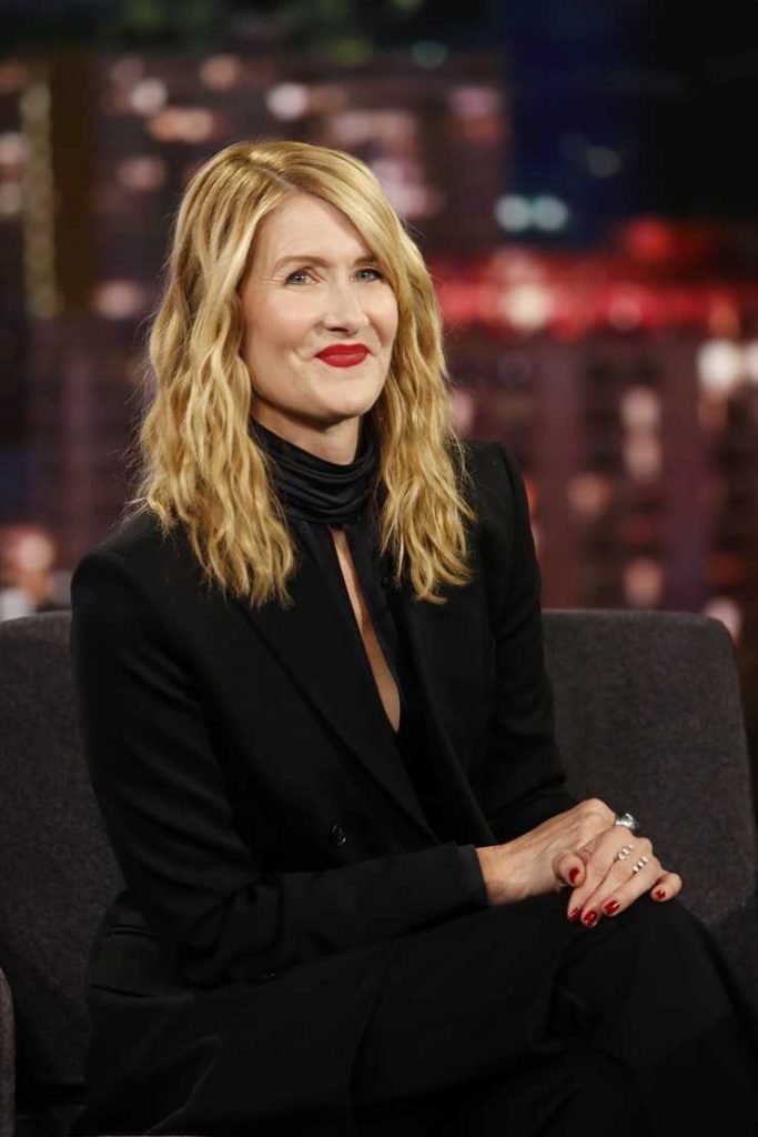 46 Sexy and Hot Laura Dern Pictures – Bikini, Ass, Boobs 23