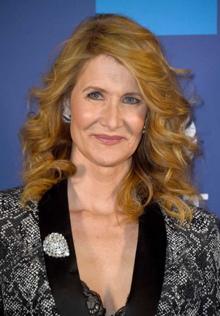 46 Sexy and Hot Laura Dern Pictures – Bikini, Ass, Boobs 31