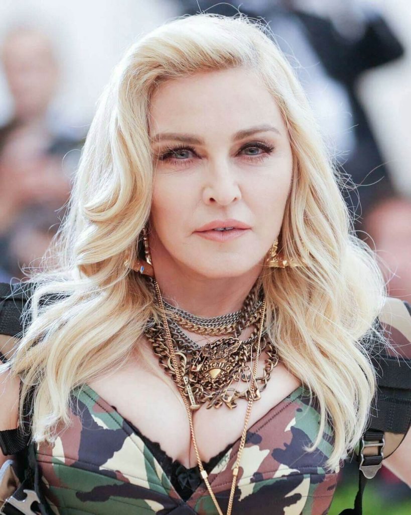 50 Sexy and Hot Madonna Pictures – Bikini, Ass, Boobs 17