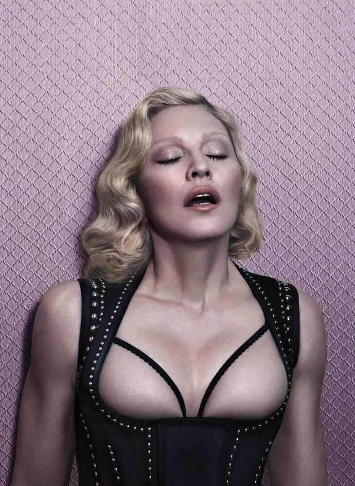 50 Sexy and Hot Madonna Pictures – Bikini, Ass, Boobs 126