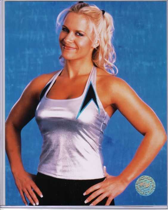 49 Molly Holly Nude Pictures Can Make You Submit To Her Glitzy Looks 20