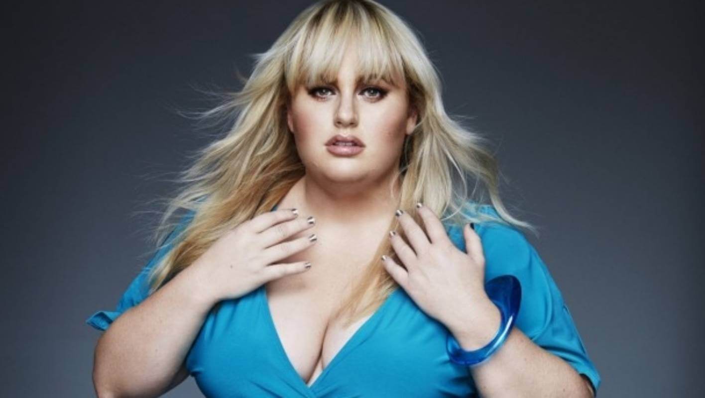 Rebel Wilson hot cleavages pic