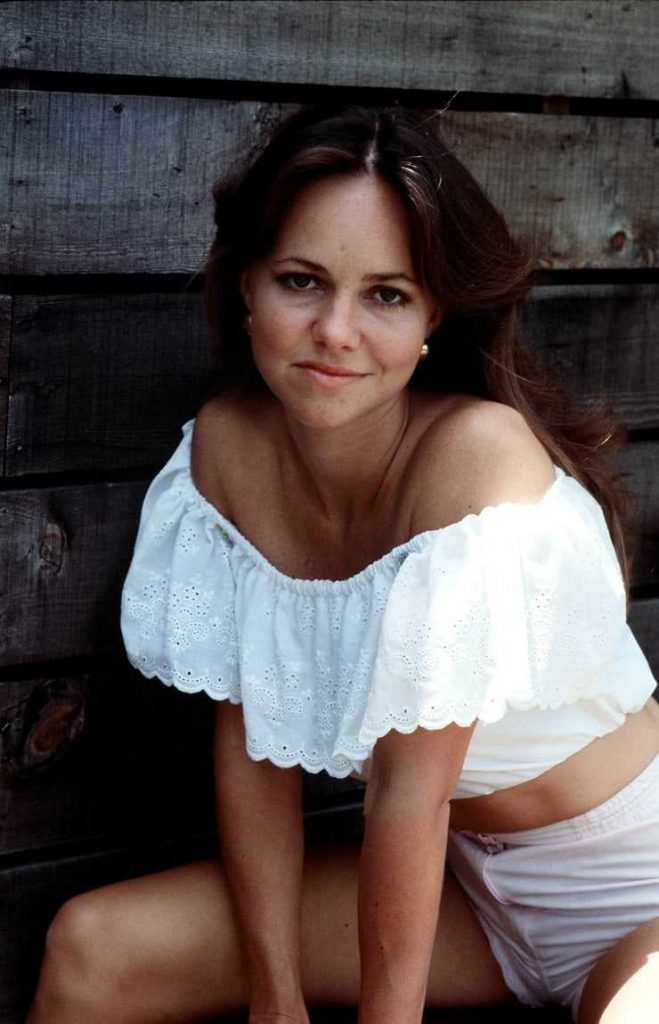 44 Sexy and Hot Sally Field Pictures – Bikini, Ass, Boobs 73